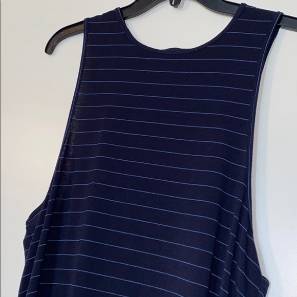 Mondetta Work Out Tank. - Picture 2 of 6